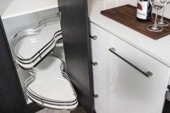 Solutions for Tight Corners in Kitchens